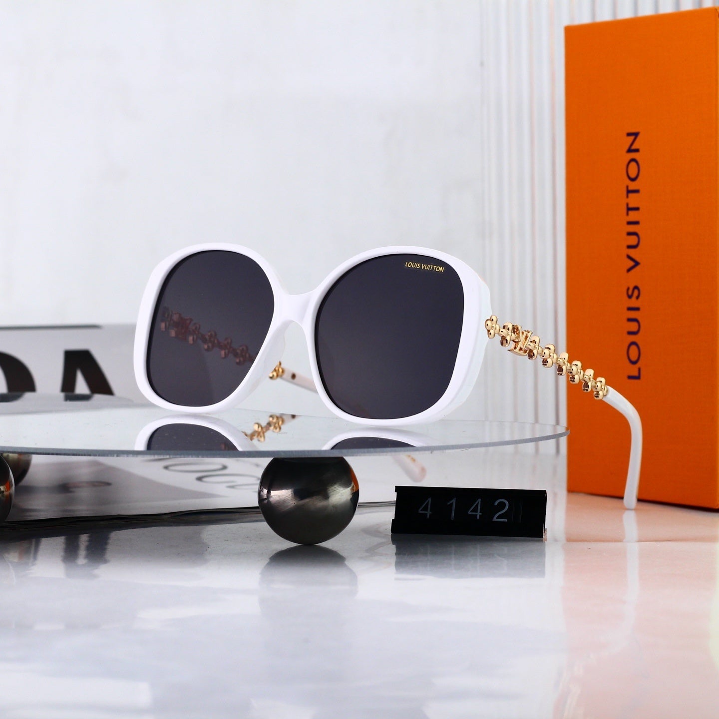 Alloy Metal Polygon Logo Sunglasses 4142