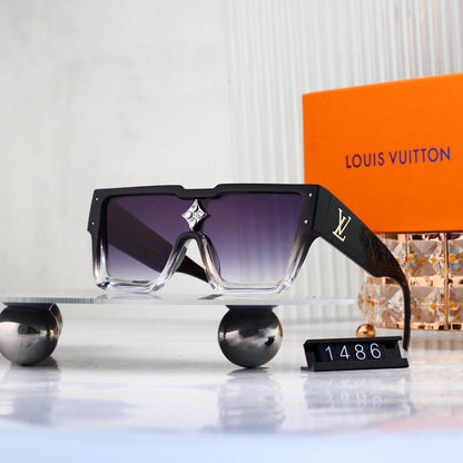 Monogram Oversized Sunglasses with Star Diamond Detail (Model 1486)